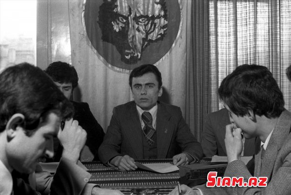 İsa peyğəmbərin SİRRİNİ bilən, Azərbaycanı canı kimi sevən “DƏRİN DÖVLƏT”İN ADAMI - FOTOLAR İsa peyğəmbərin SİRRİNİ bilən, Azərbaycanı canı kimi sevən “DƏRİN DÖVLƏT”İN ADAMI - FOTOLAR