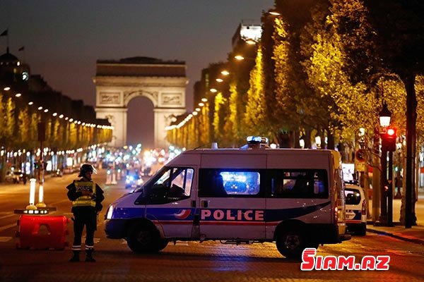 Parisdə yeni terror- 1 polis həlak oldu - Yenilənib (FOTOLAR ) Parisdə yeni terror- 1 polis həlak oldu - Yenilənib (FOTOLAR )