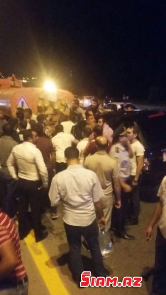 Yüksək vəzifəli şəxs Bakıda dəhşətli qəza törətdi - FOTOLAR Yüksək vəzifəli şəxs Bakıda dəhşətli qəza törətdi - FOTOLAR