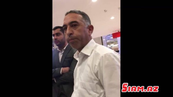 Mülki geyimli gömrükçülər rejissora və onun azyaşlı uşaqlarına zülm verdilər Mülki geyimli gömrükçülər rejissora və onun azyaşlı uşaqlarına zülm verdilər